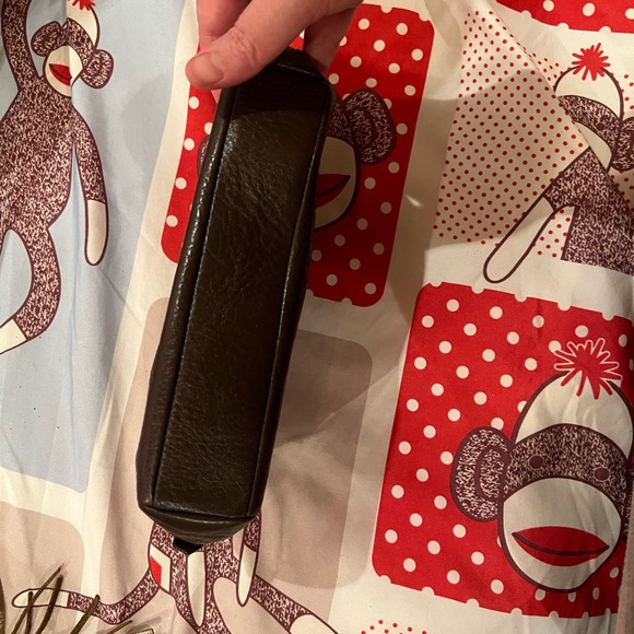 Leather coach wristlet - Picture 3 of 7